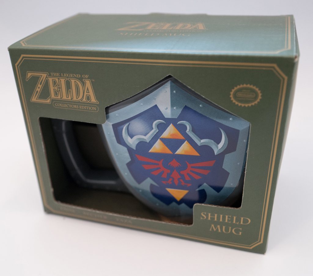 Zelda shield mug