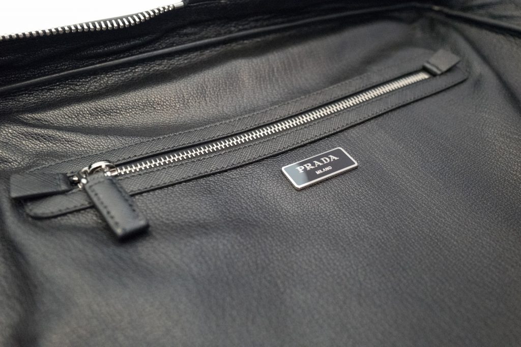 Prada weekender -Inside zip