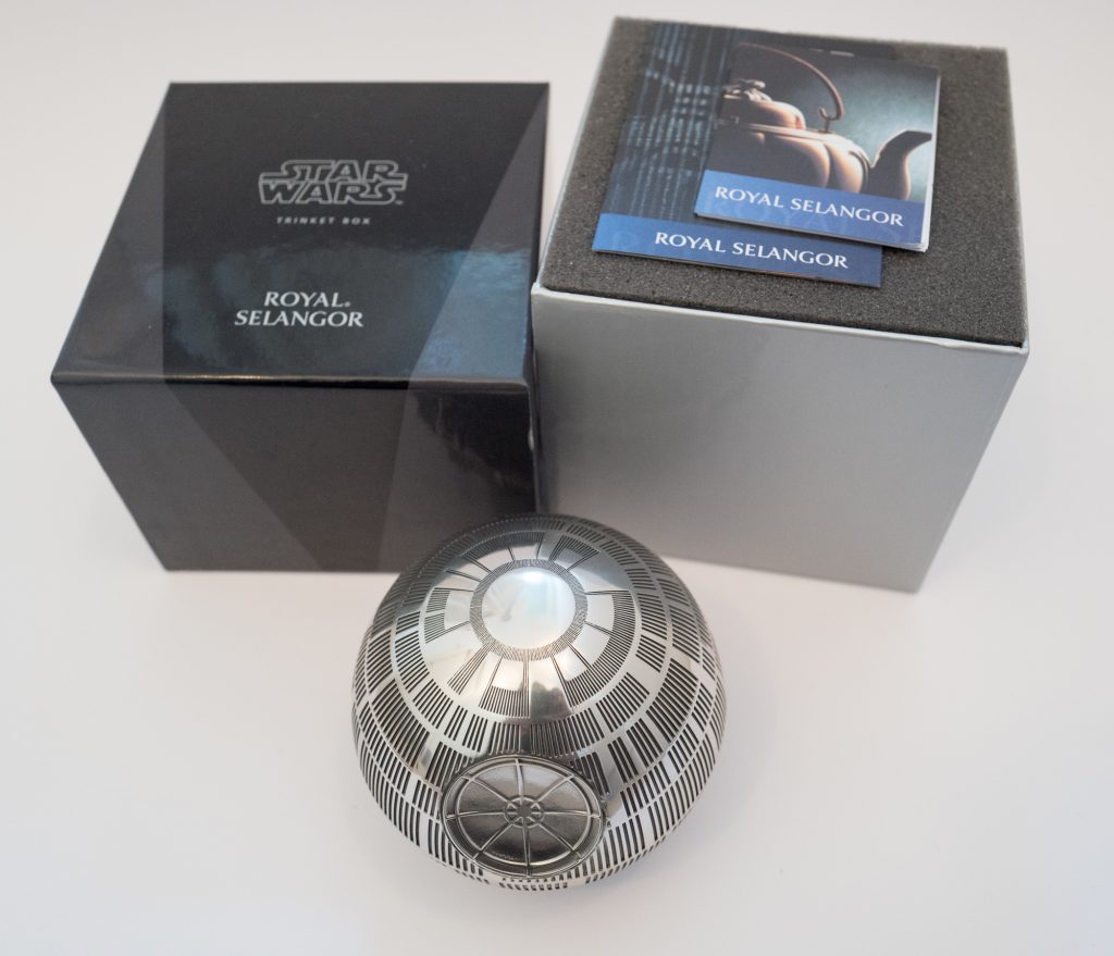 Box Officially Licensed by Royal Selangor Star Wars Pewter Death Star Model 